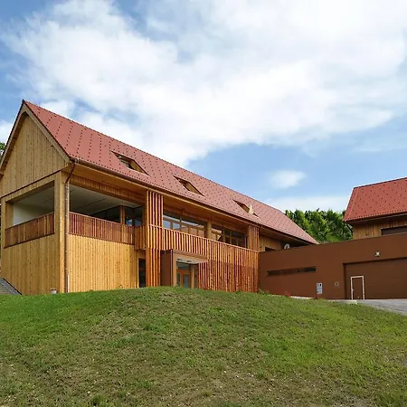 Vino Valdhuber